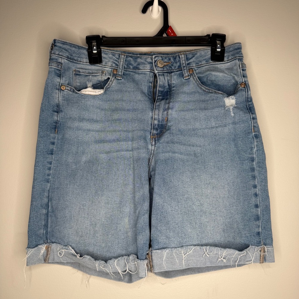 Sonoma Bermuda Shorts Womens 14 Blue Stretch Denim Raw Hem Faded 4976
